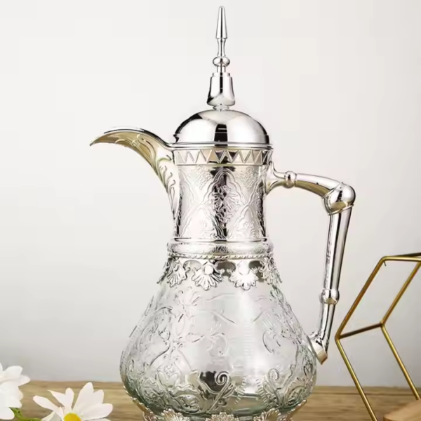 Luxury 1.6L Arabic Style Thermos Flask Vacuum Coffee Pot for Drinking Hot 24 Hours - Image 4