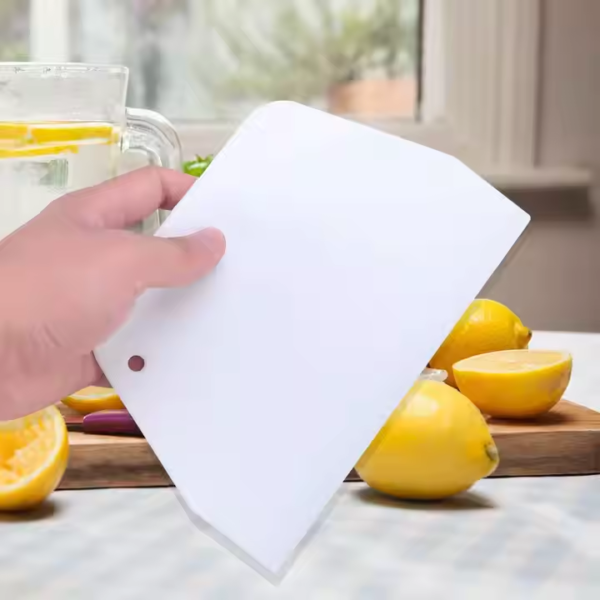 Pastry Dough Cutter Cake Bread Slicer Blade Scraper Baking Spatula Tool for Fondant Icing BPA Free Food-grade Plastic - Image 4
