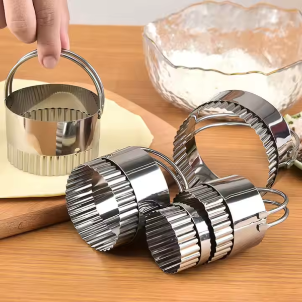 Cookie Cutter Pastry Mold Tool Multiple Sizes Donut Cutter Stainless Steel Round Circle Biscuit Cutter with Handle - Image 4