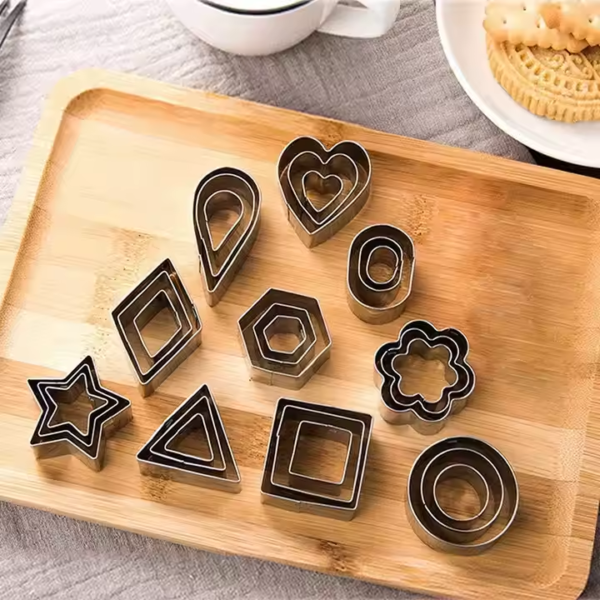 30Pcs/box Stainless Steel Sugar Biscuit Press Stamp Embosser Cookie Cutter DIY Fondant Cake Mold Pastry Decor Baking - Image 4