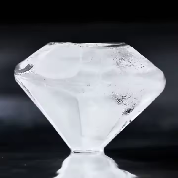 Portable Large Diamond Shaped Ice Cube Mold Silicone Ice Cube Tray with Lid - Image 6